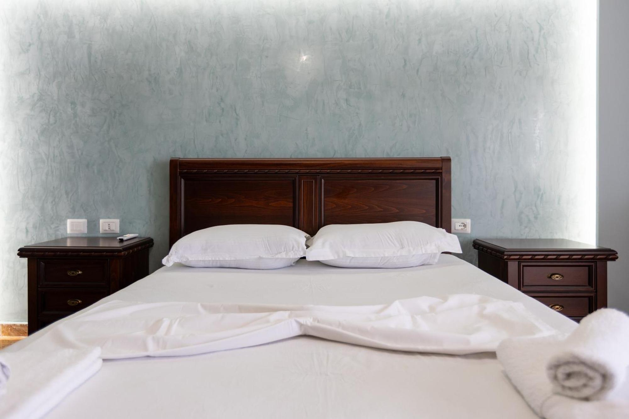 Azure Bliss Seaview Vlore-Kean Apartment Bagian luar foto