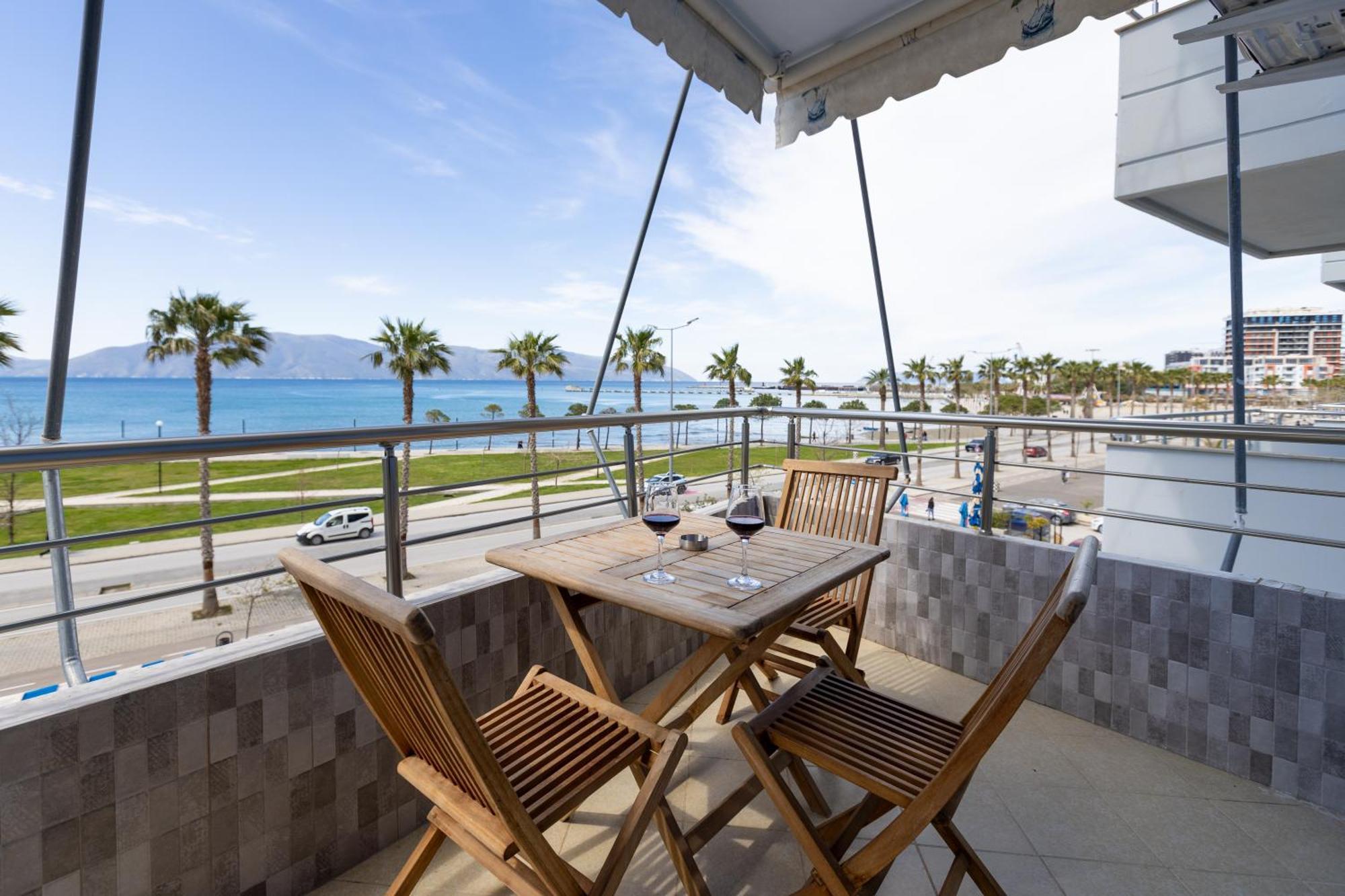 Azure Bliss Seaview Vlore-Kean Apartment Bagian luar foto